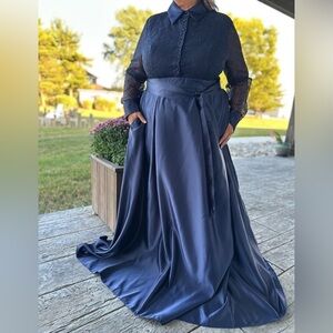 Elegant Lace & Satin Long Sleeve Navy Blue Maxi Dress (3x)‼️NWOT‼️